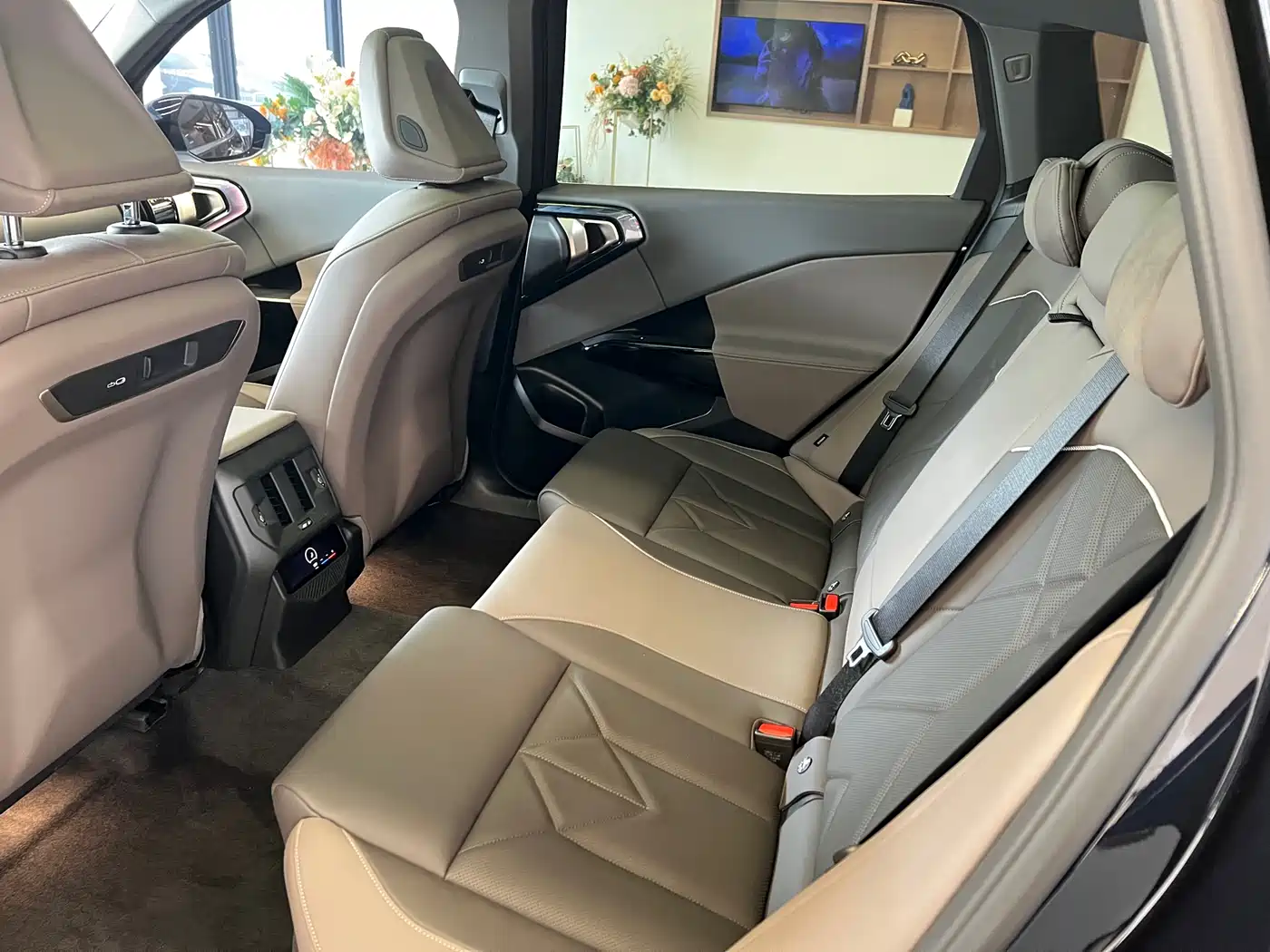 BMW X3 2025 xDrive25L Luxury Package фото 9