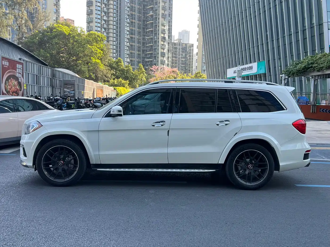 Mercedes-Benz GL-Class фото 5