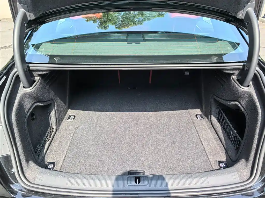Фото 22 - Audi S4