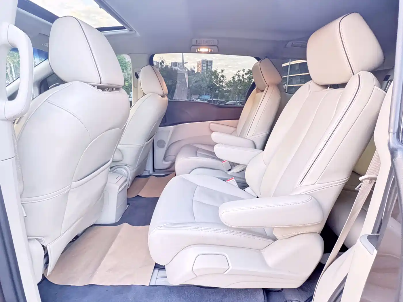 Buick GL8 2020 Model Land Business Class 652T Luxury фото 6