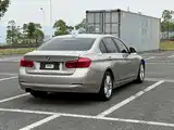 Photo 4 - BMW 3 Series