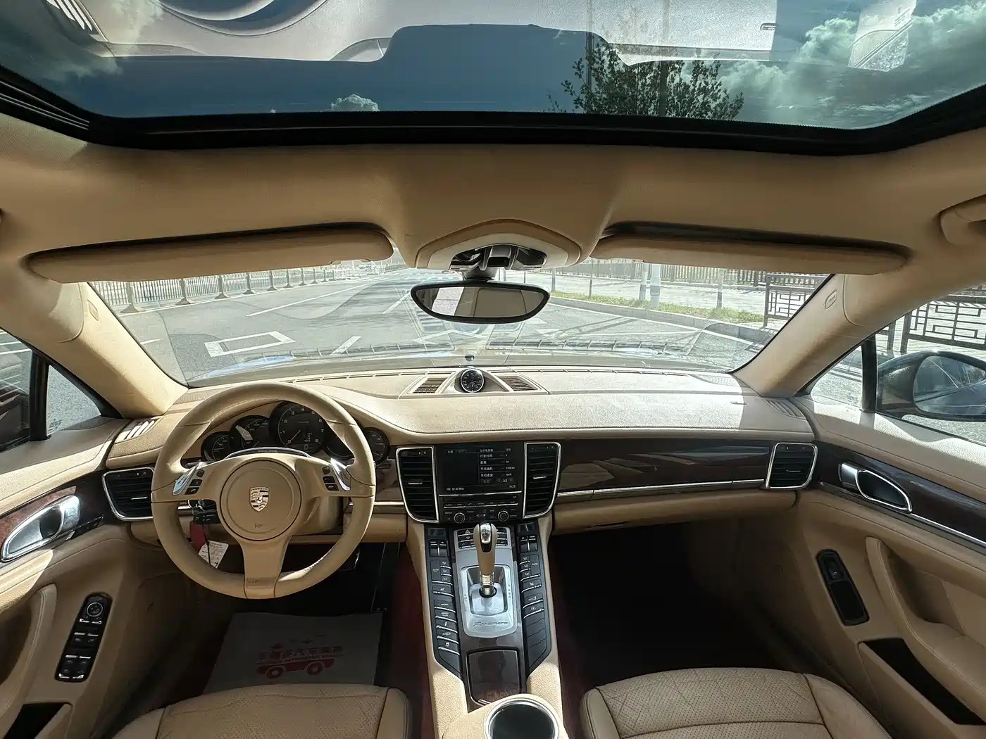Porsche Panamera 2010 Panamera 4 3.6L фото 11
