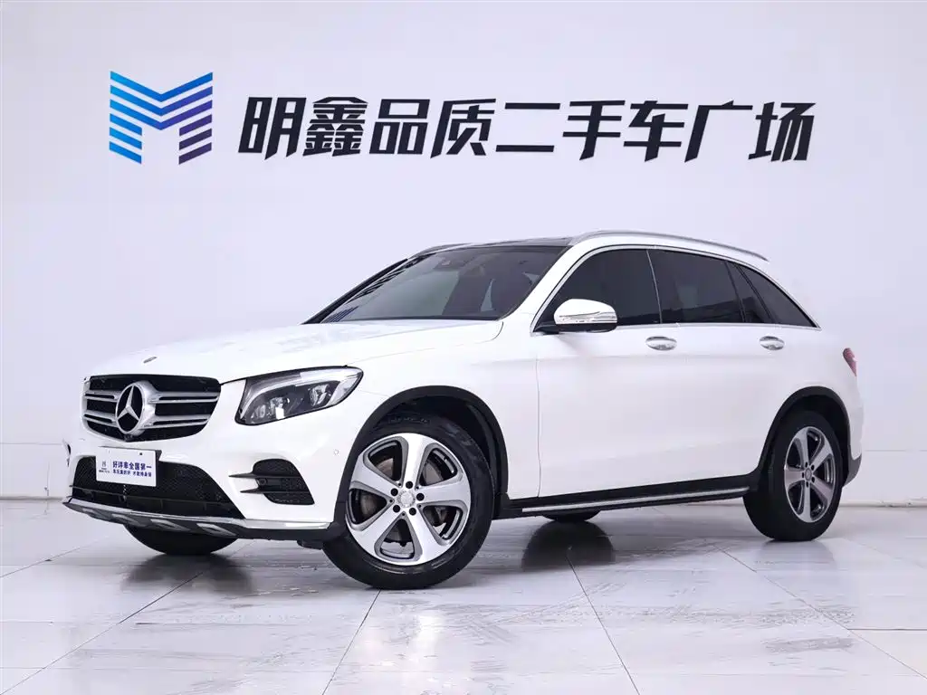 Mercedes-Benz GLC 2017 GLC 300 4MATIC Dynamic фото 2