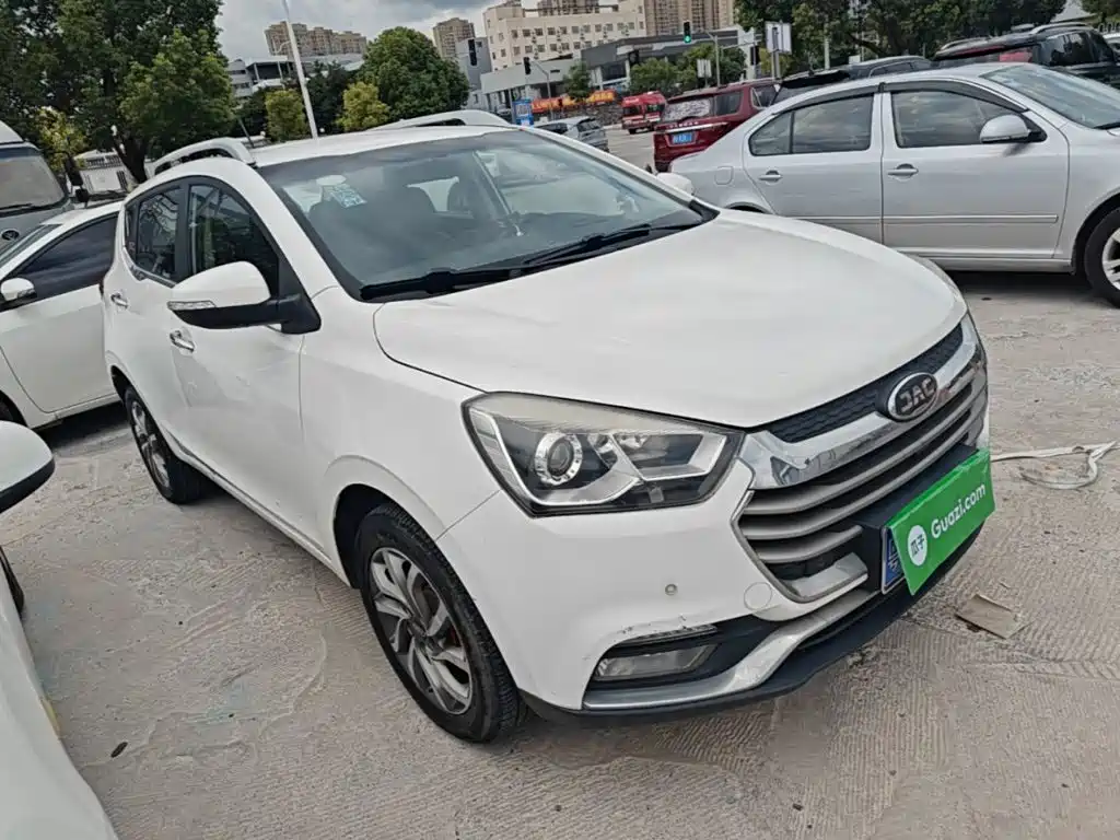 JAC Motors Refine S2 2016 2017 1.5L CVT Luxury Smart