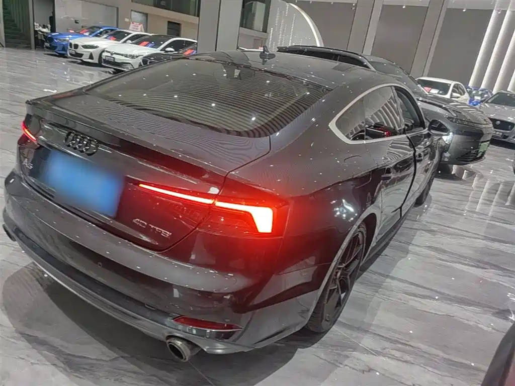 Audi A5 (Import) 2017 Sportback 40 TFSI Fashion фото 7