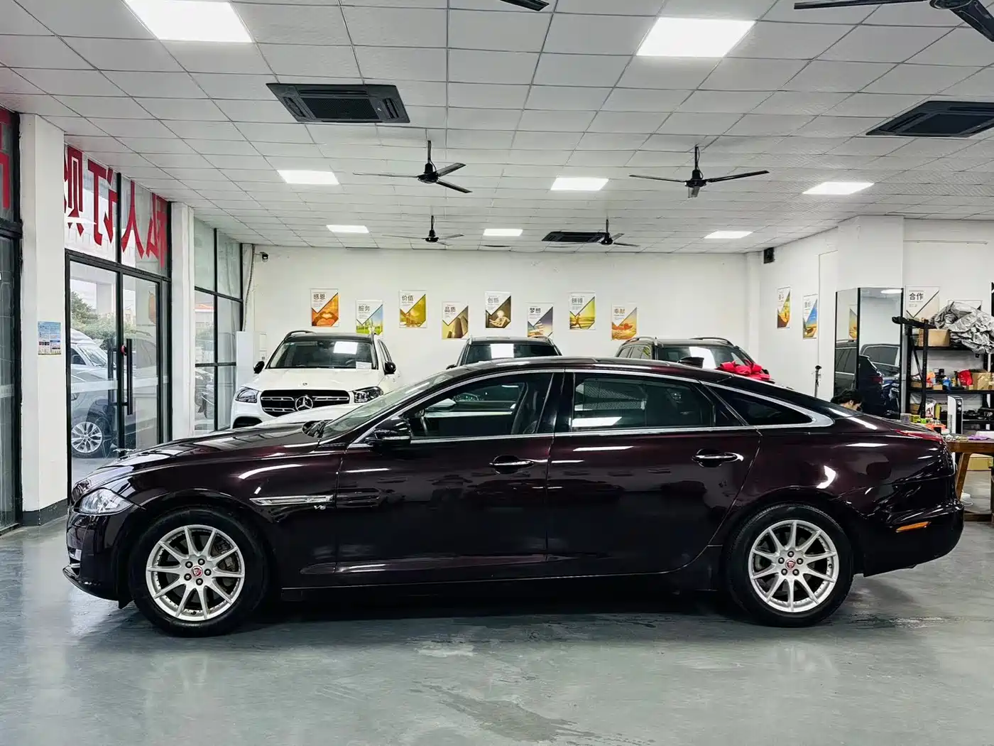 Jaguar XJ 2017 2016 XJL 2.0T 2WD Elegance Business Edition