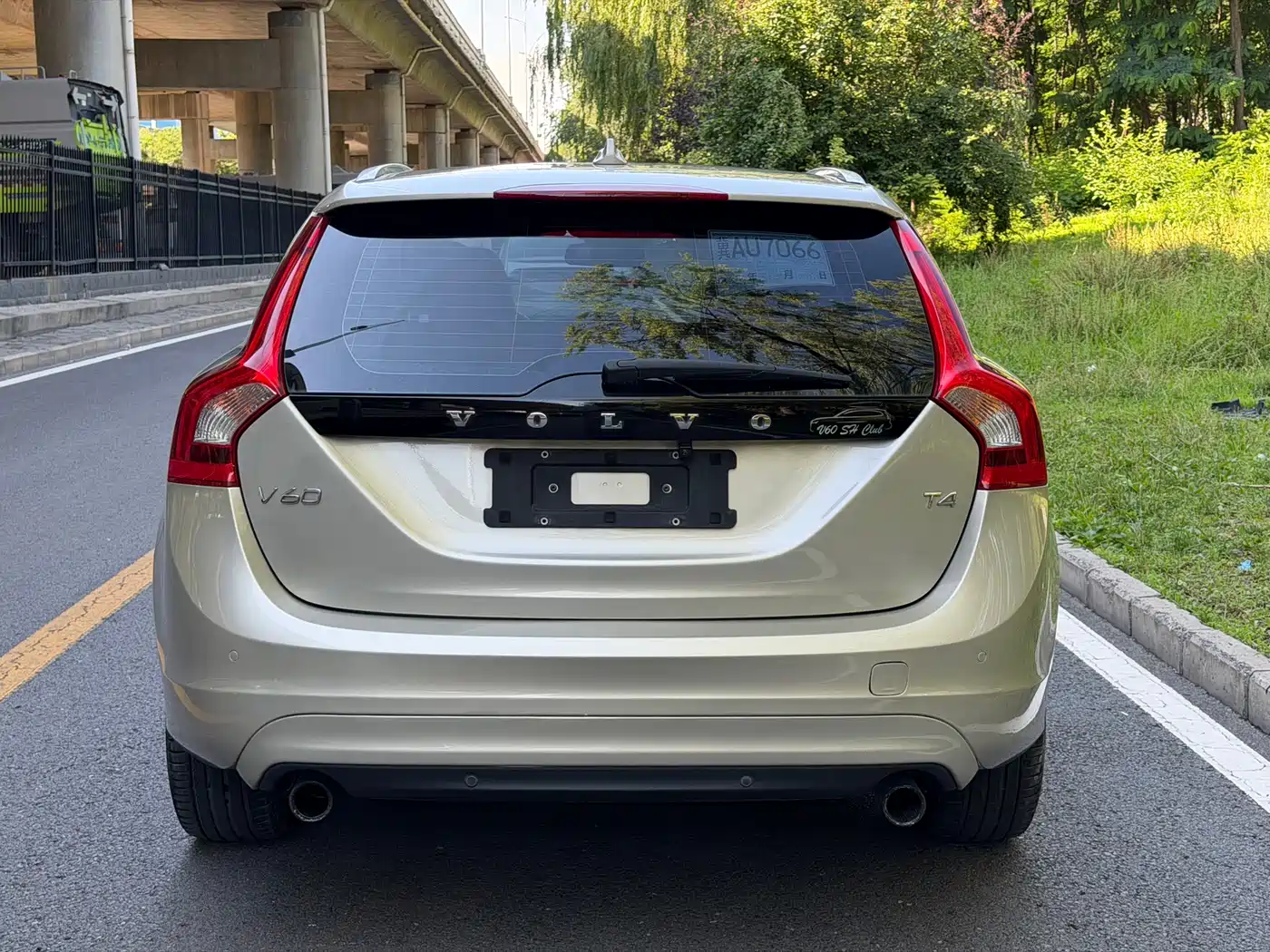 Volvo V60 2017 2017 T4 Zhi Shang Edition China V
