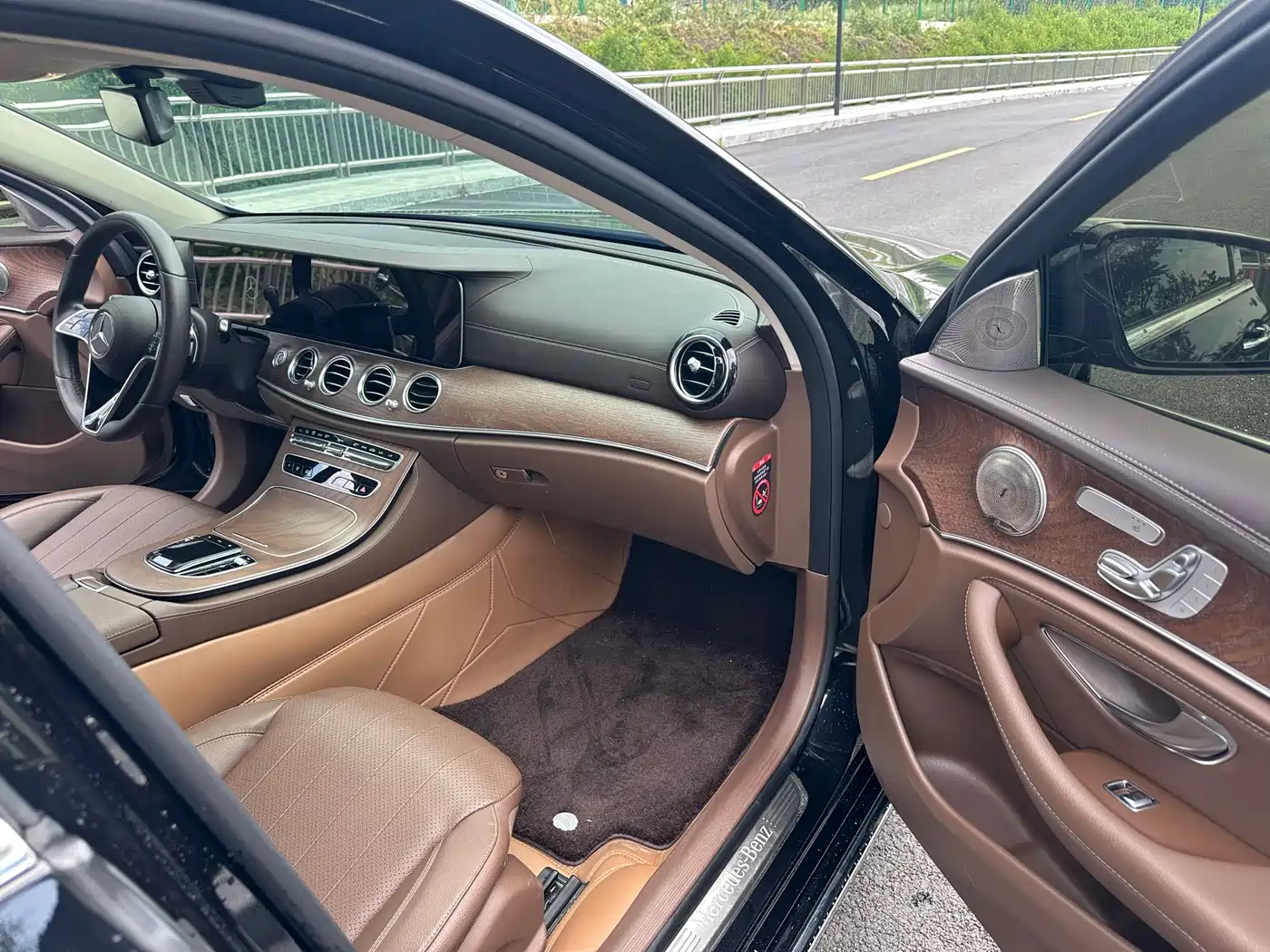 Mercedes-Benz E-Class 2023 Facelift E 300 L Fashion фото 9