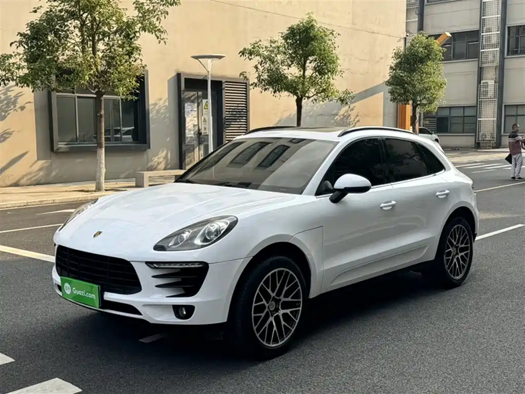 Porsche Macan 2017 Macan 2.0T фото 8
