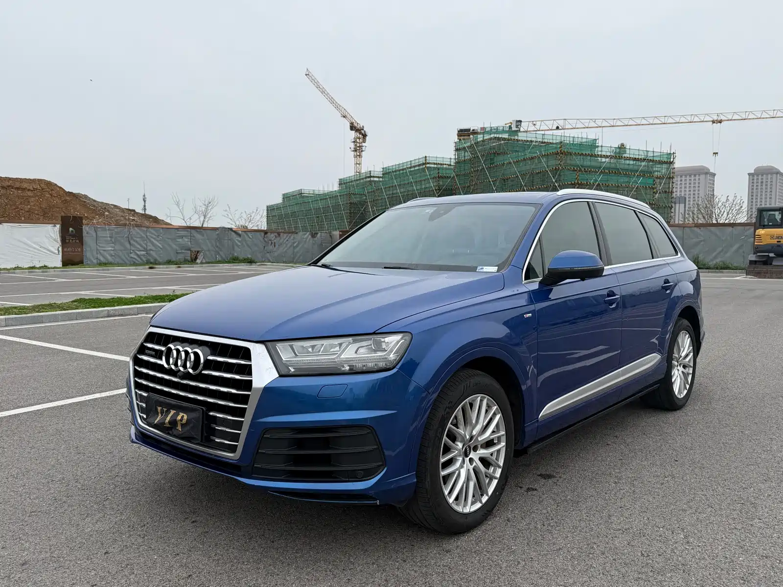 Photo 1 - Audi Q7