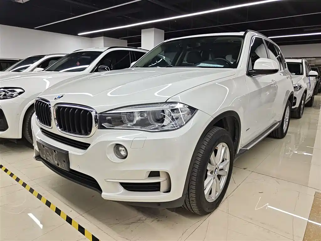 BMW X5 (Import) 2015 xDrive28i фото 2