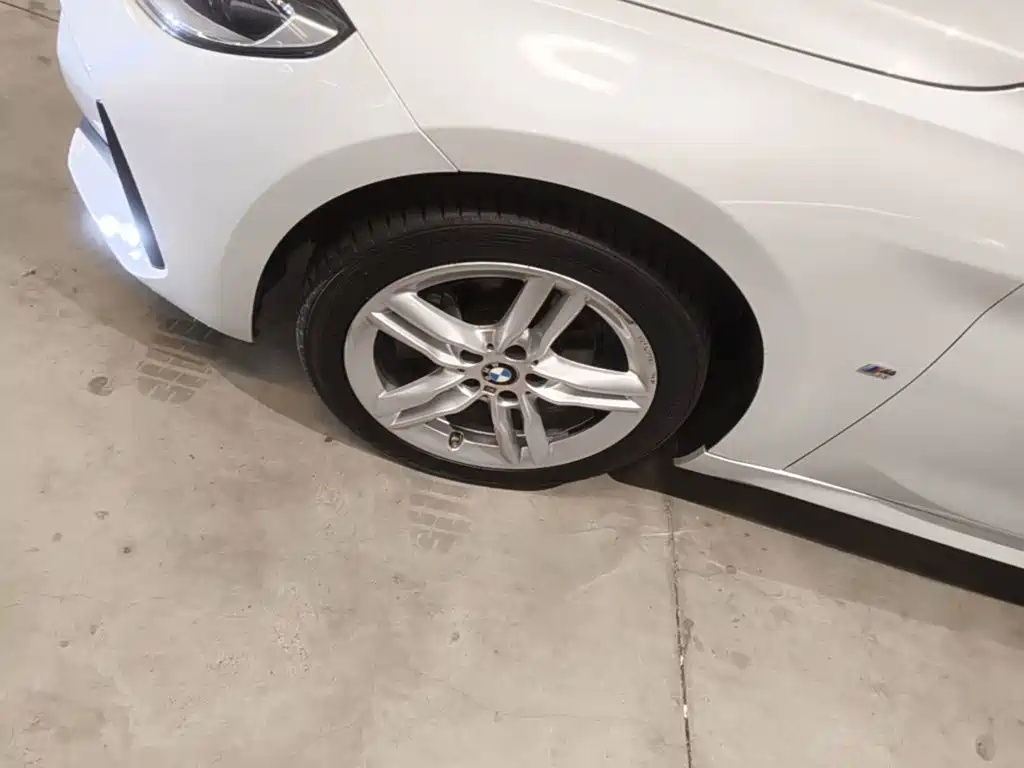 BMW 1 Series 2023 2022 120i M Sport Shadow Edition