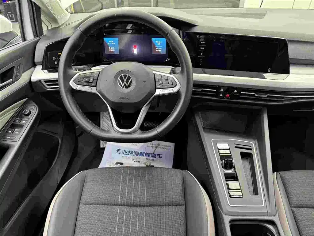 Volkswagen Golf 2021 280TSI DSG Pro фото 6