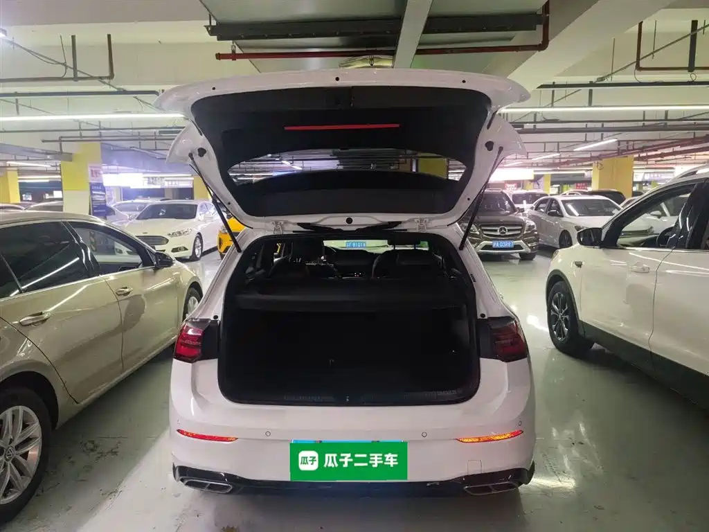 Volkswagen Golf 2021 280TSI DSG R-Line фото 10