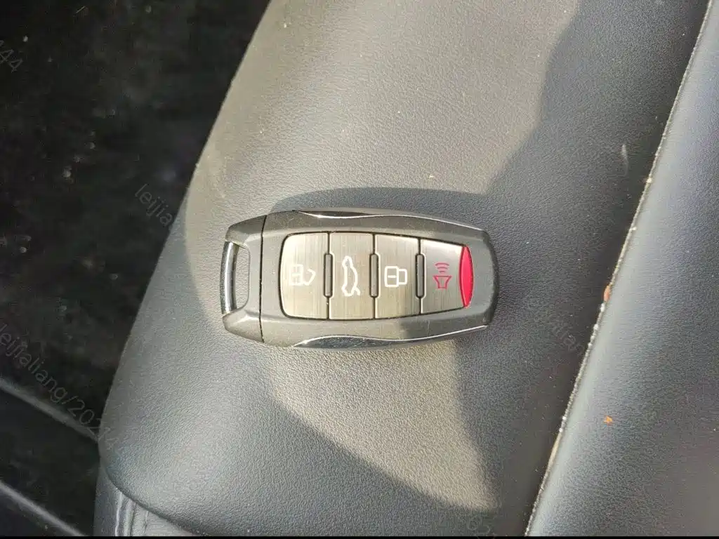 Фото 9 - Haval F7
