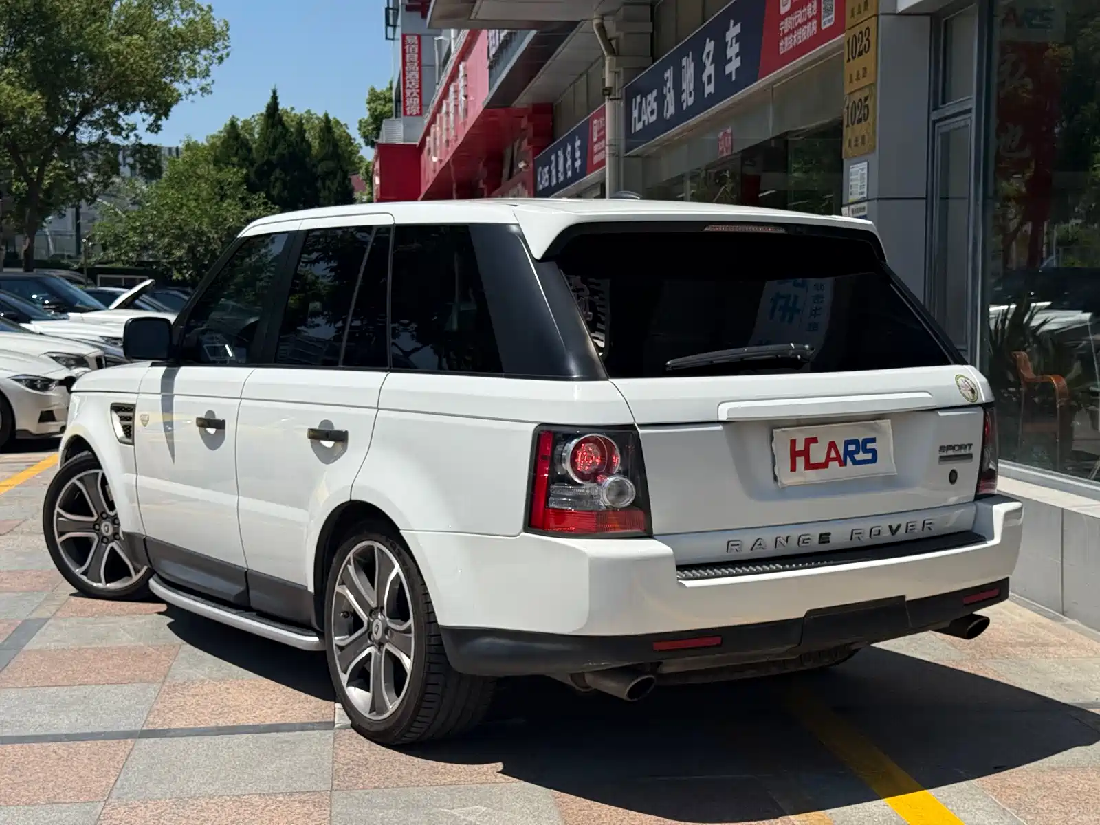 Photo 4 - Land Rover Range Rover Sport
