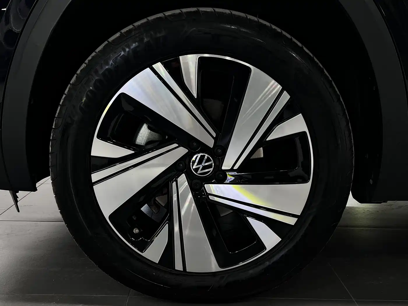 Volkswagen Teramont 2023 380TSI AWD Premium Luxury Edition фото 12