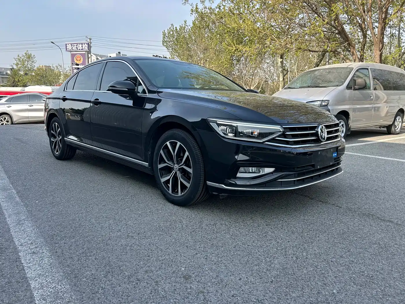 Volkswagen Magotan 2020 280TSI DSG Comfort фото 2