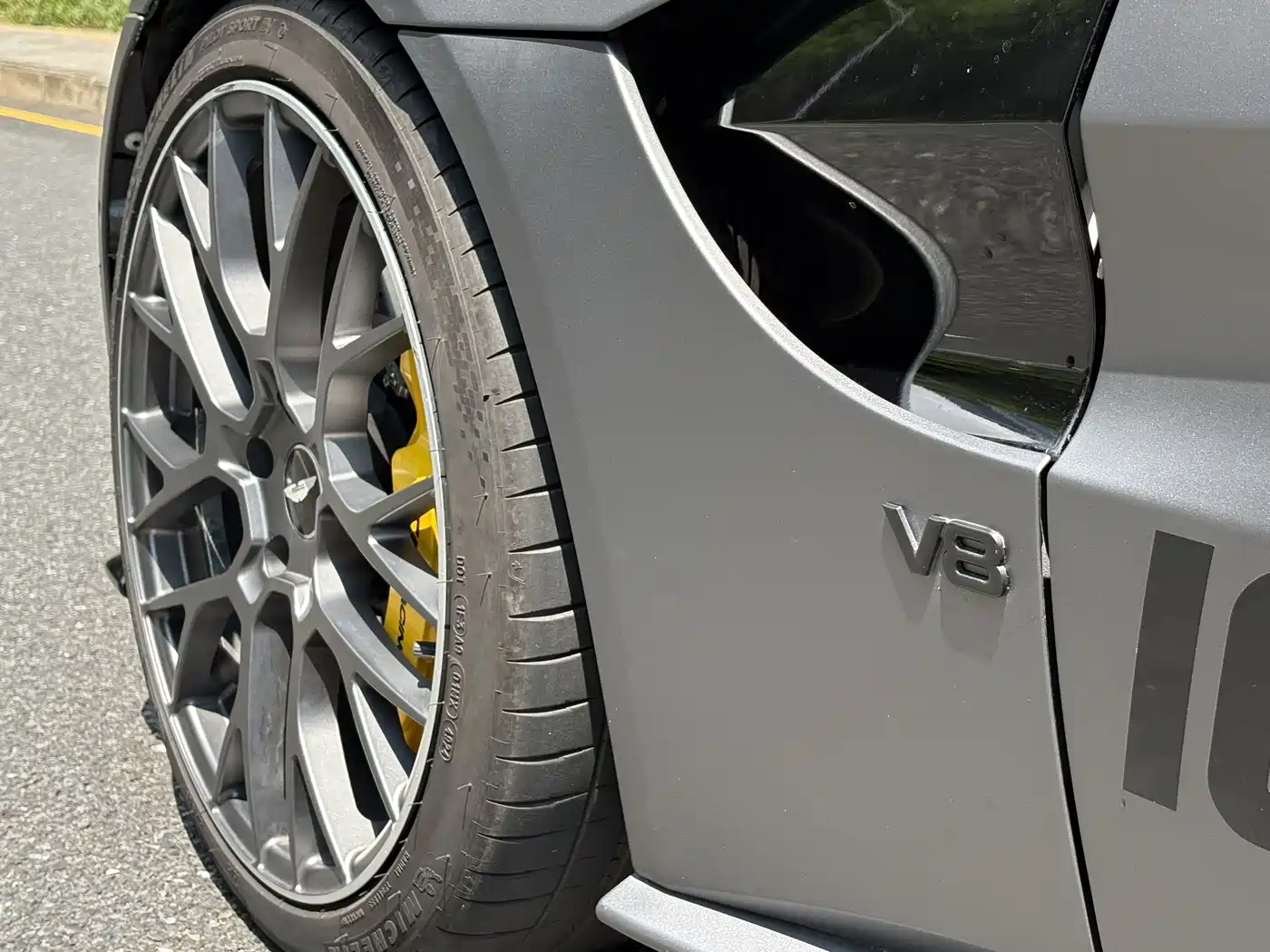 Aston Martin Vantage 2019 2018 4.0T V8 Coupe