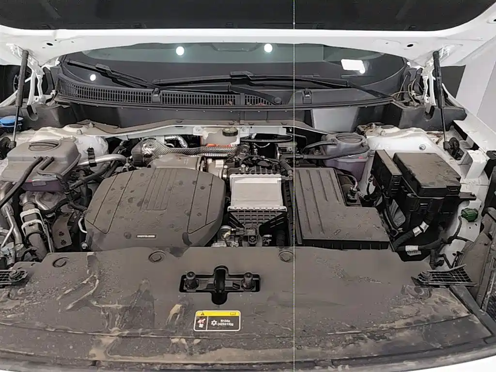 Hongqi HS3 PHEV 2025 PHEV 115km Power Edition фото 16