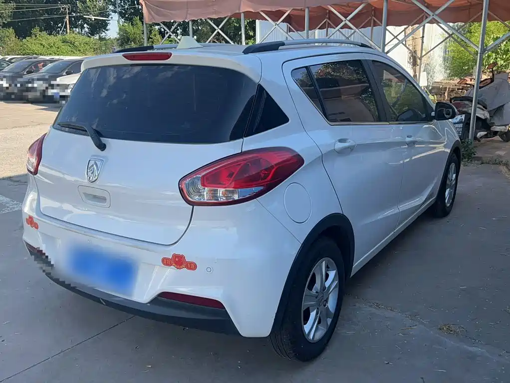 Baojun 310 2017 2016 1.2L Manual Luxury Type
