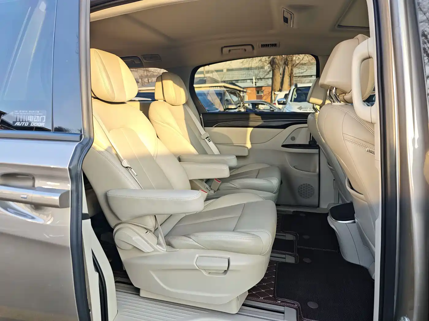 Buick GL8 2023 ES Landmaster Comfort фото 15