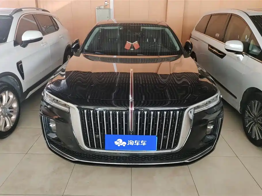 Hongqi H9 2022 2.0T Smart Connect Flag Enjoy Edition фото 2