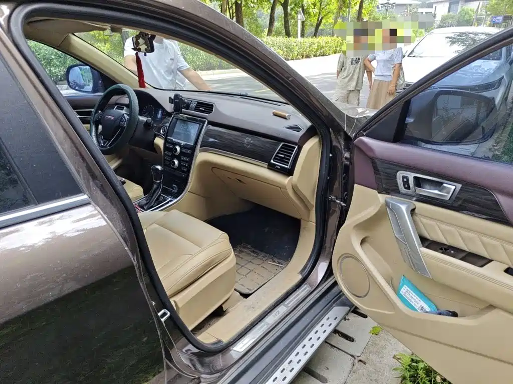 Фото 18 - Haval H2