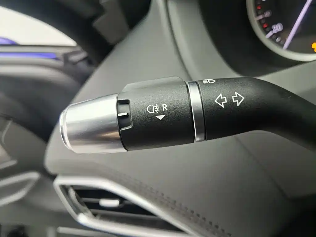 Jaguar XEL, миниатюра 21