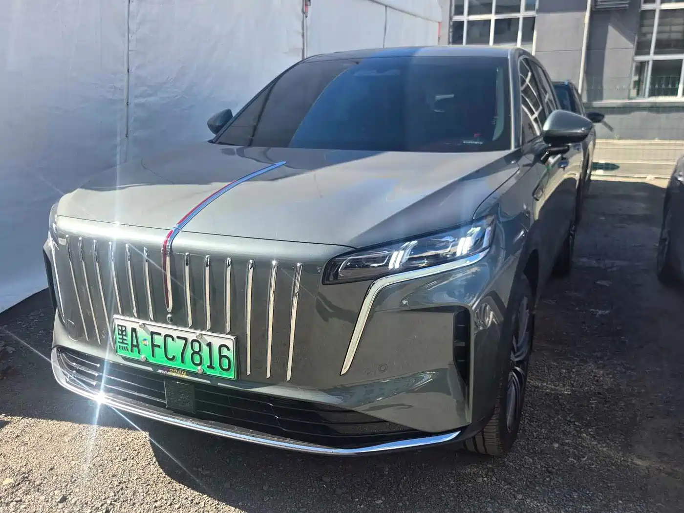 Hongqi HS6 PHEV 2025 2026 Model 220 Intelligent Hybrid Edition