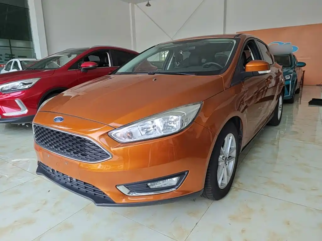 Фото 1 - Ford Focus