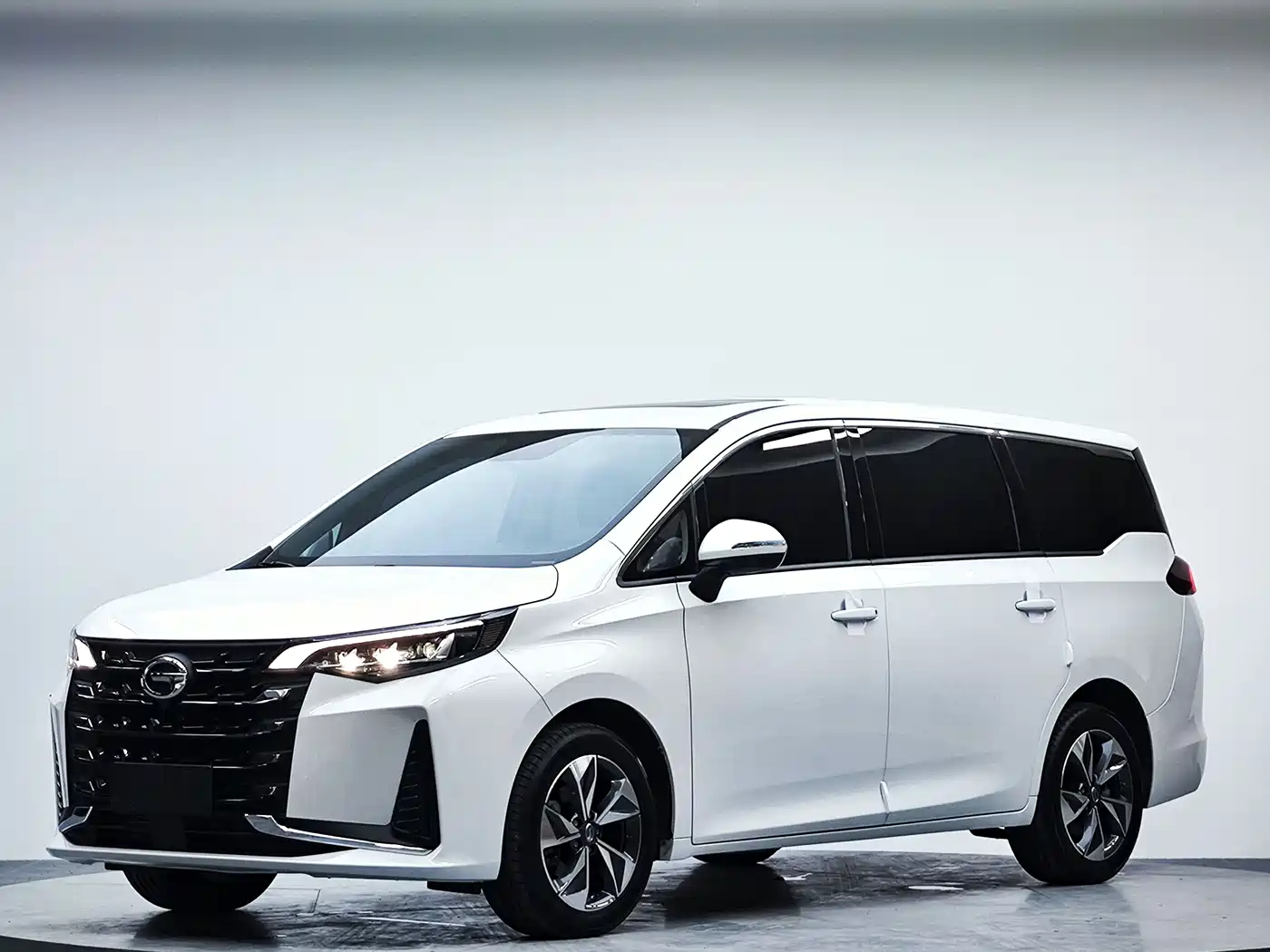 GAC Trumpchi Trumpchi M6 2021 270T DCT Luxury Edition (7-Seater)