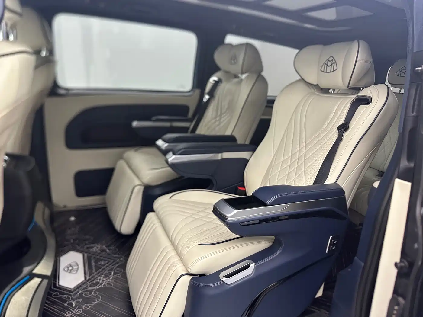 Mercedes-Benz Vito 2020 2.0T Business Edition (7-seater) фото 10