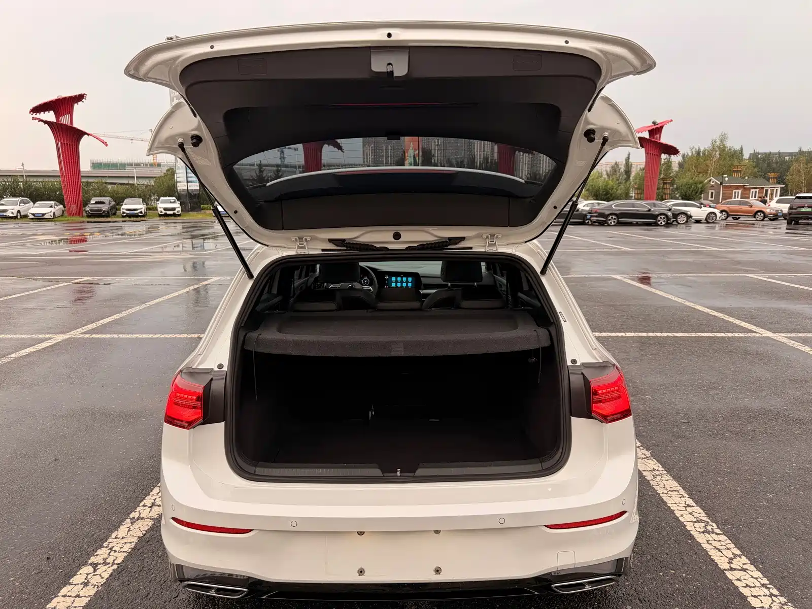 Фото 19 - Volkswagen Golf