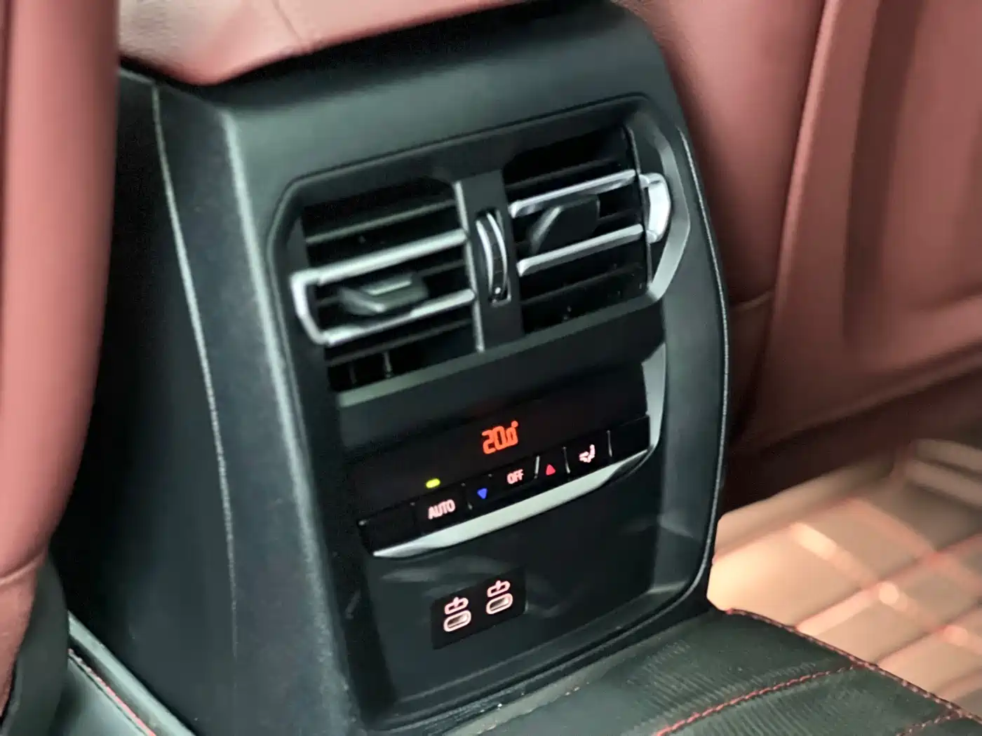 BMW 3 Series 2023 325Li M Sport Package фото 11
