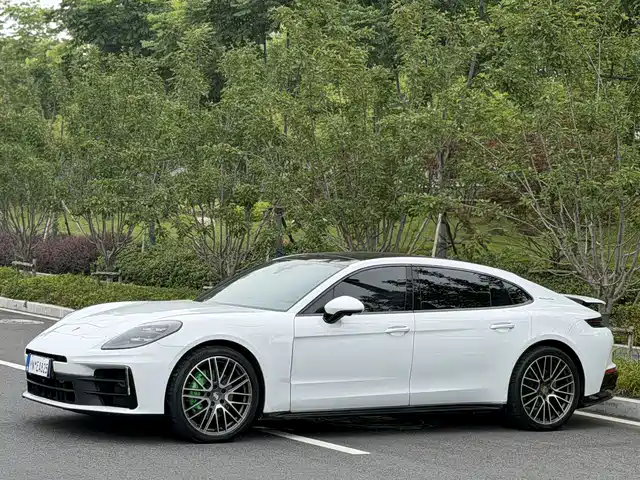 Porsche Panamera 2024 Panamera 4 Executive Long Wheelbase 2.9T