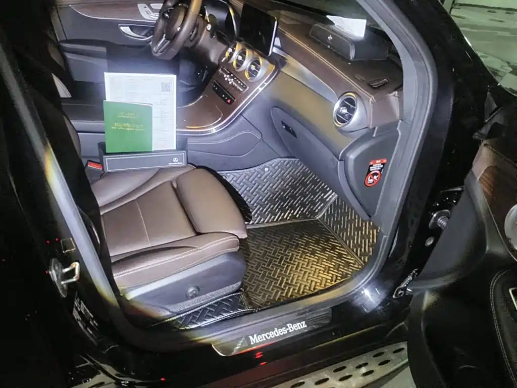 Mercedes-Benz GLC, миниатюра 12