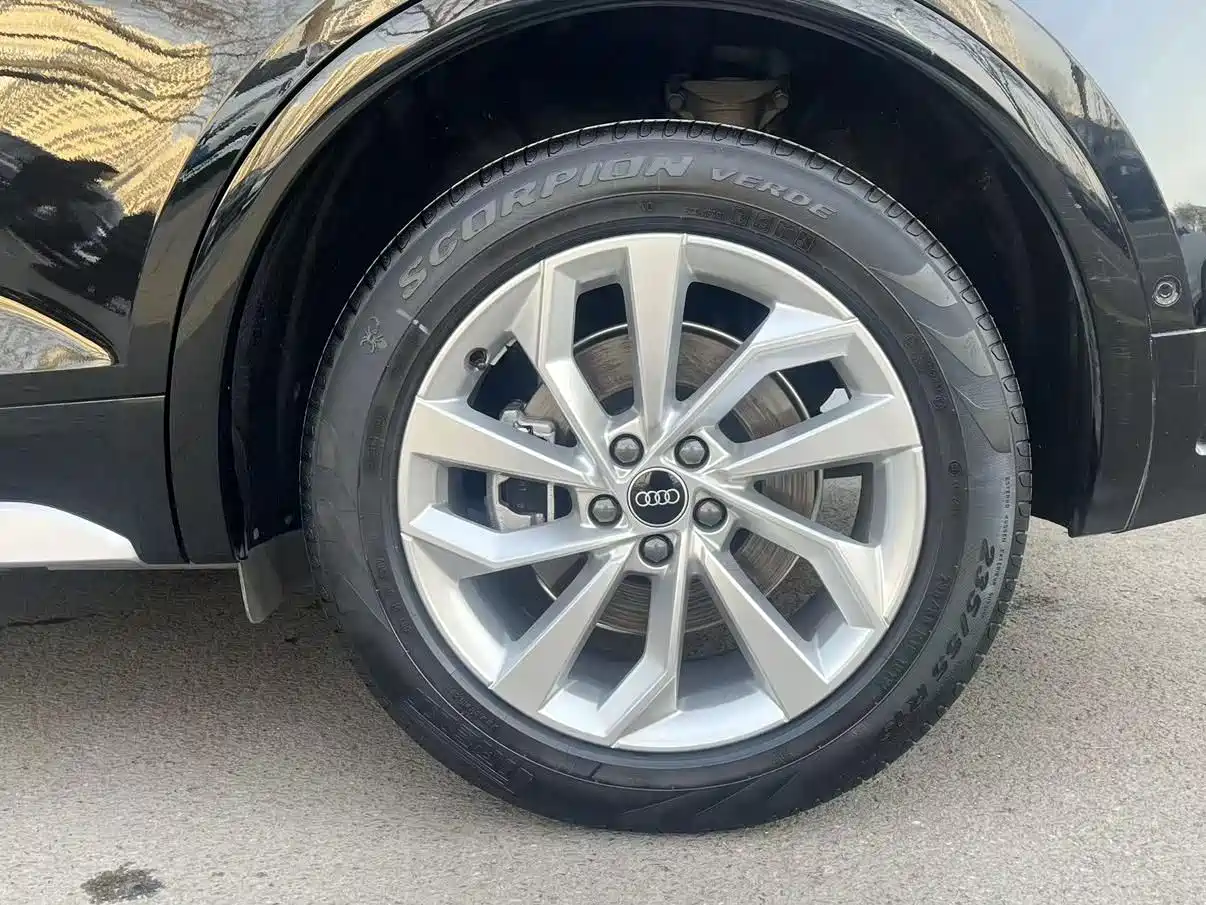Audi Q5L 2022 40T Luxury Dynamic фото 19