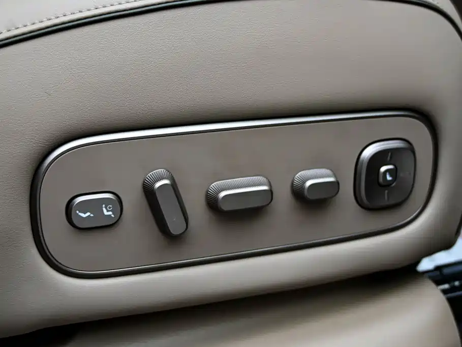 Li Auto L9 2026 2026 Base Model