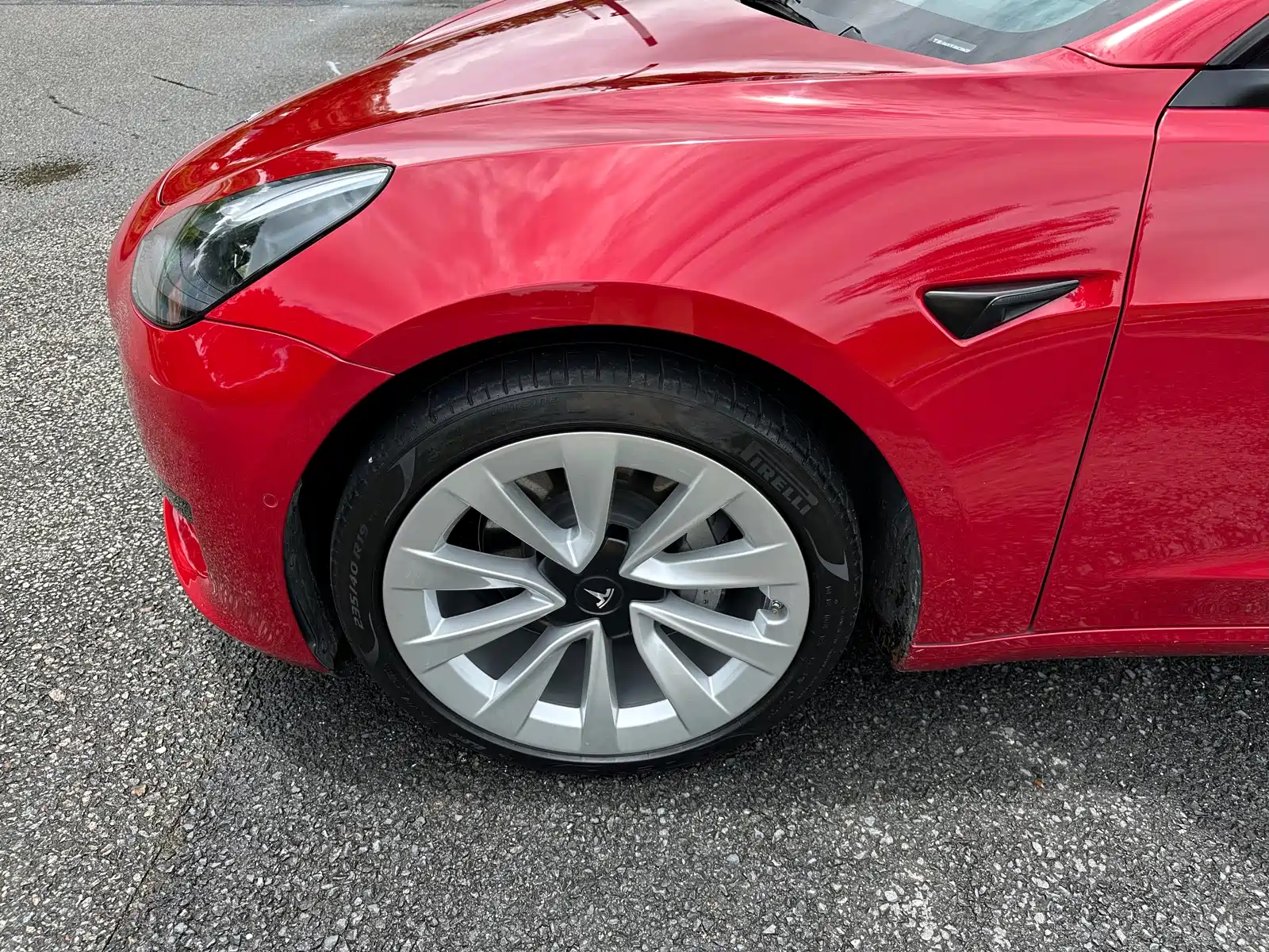 Фото 19 - Tesla Model 3