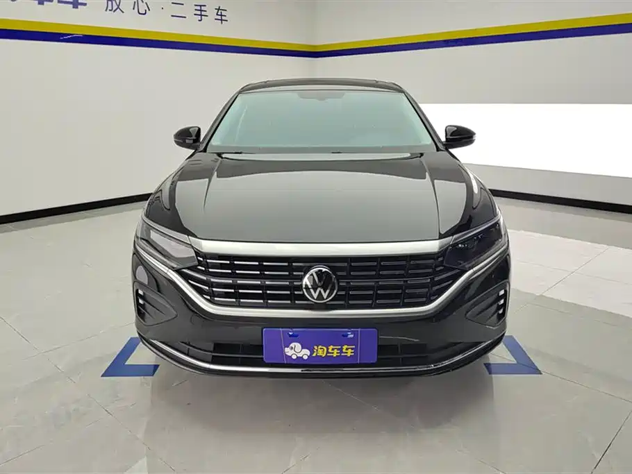 Volkswagen Passat 2025 Outstanding 330TSI Elite Edition фото 2