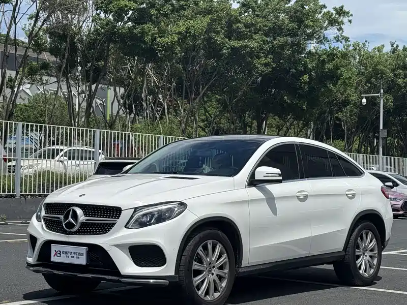 Mercedes-Benz GLE Coupe GLE 320 4MATIC Coupe SUV