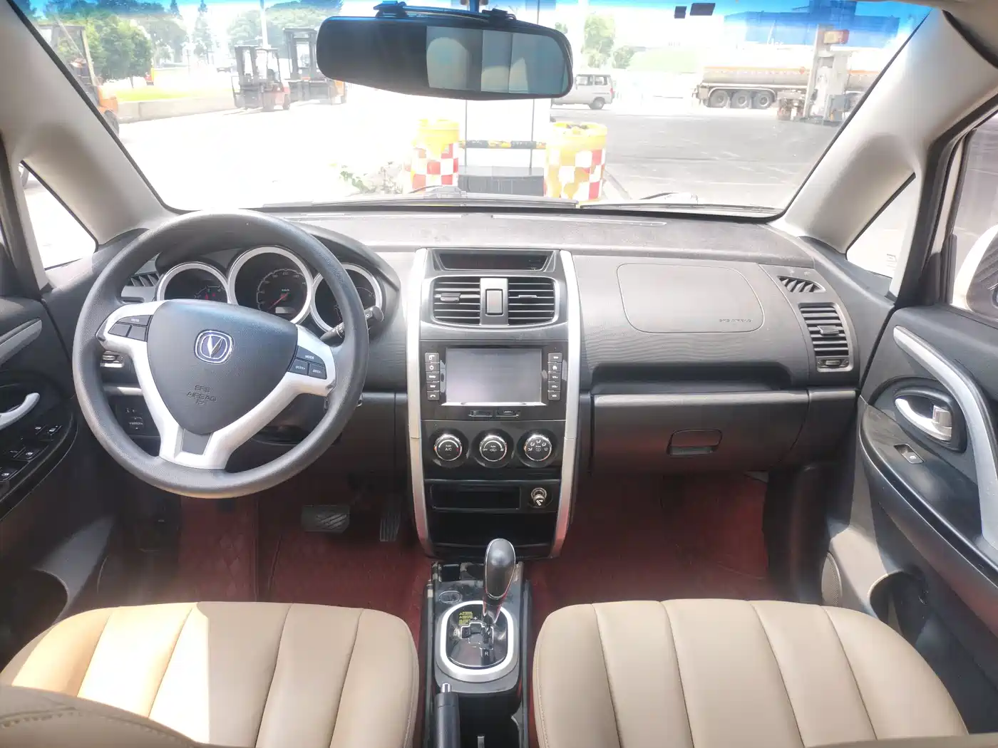 Changan CX20 2015 2014 1.4L IMT Sunroof Navigation China IV