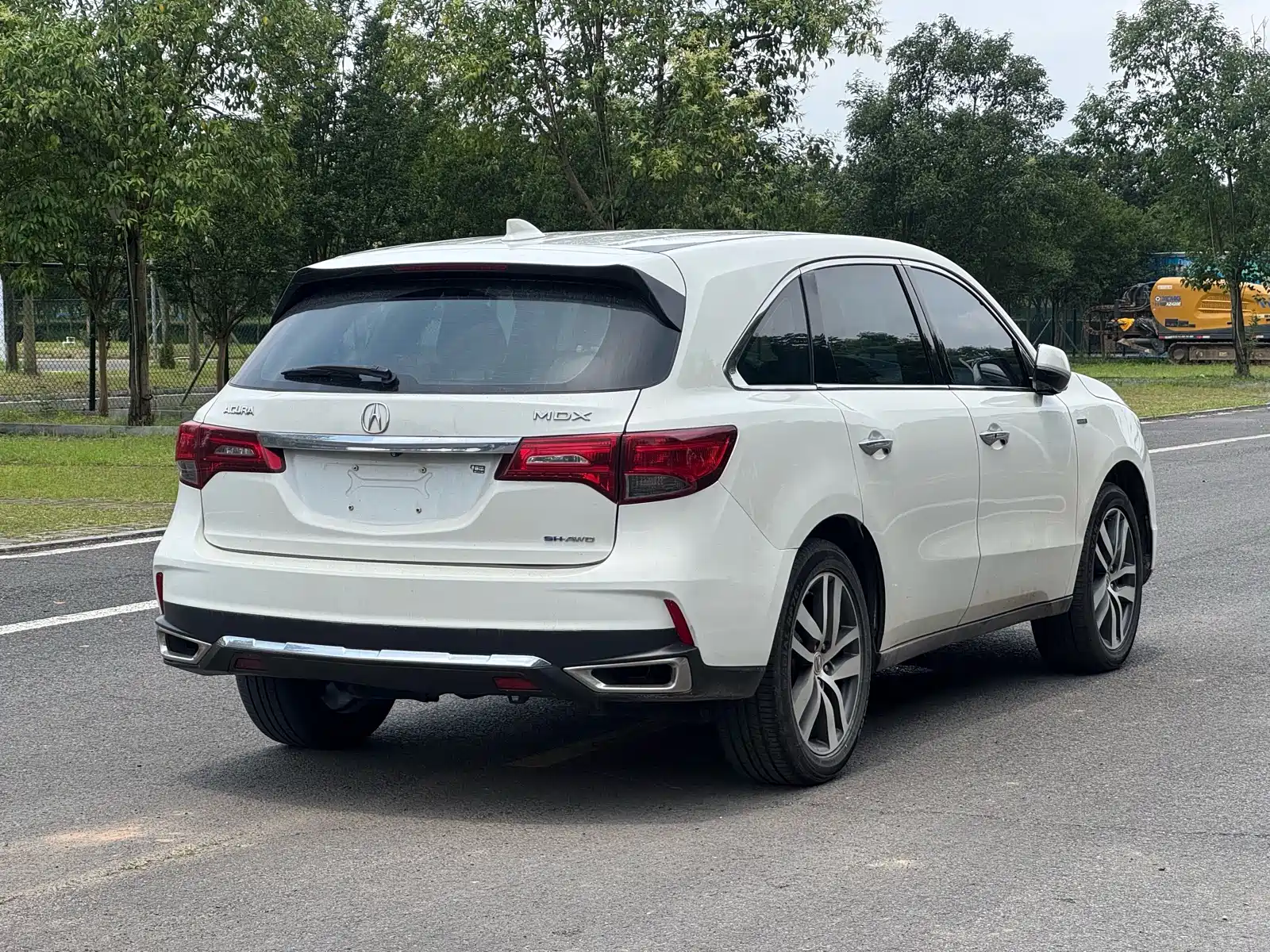 صورة 9 - Acura MDX