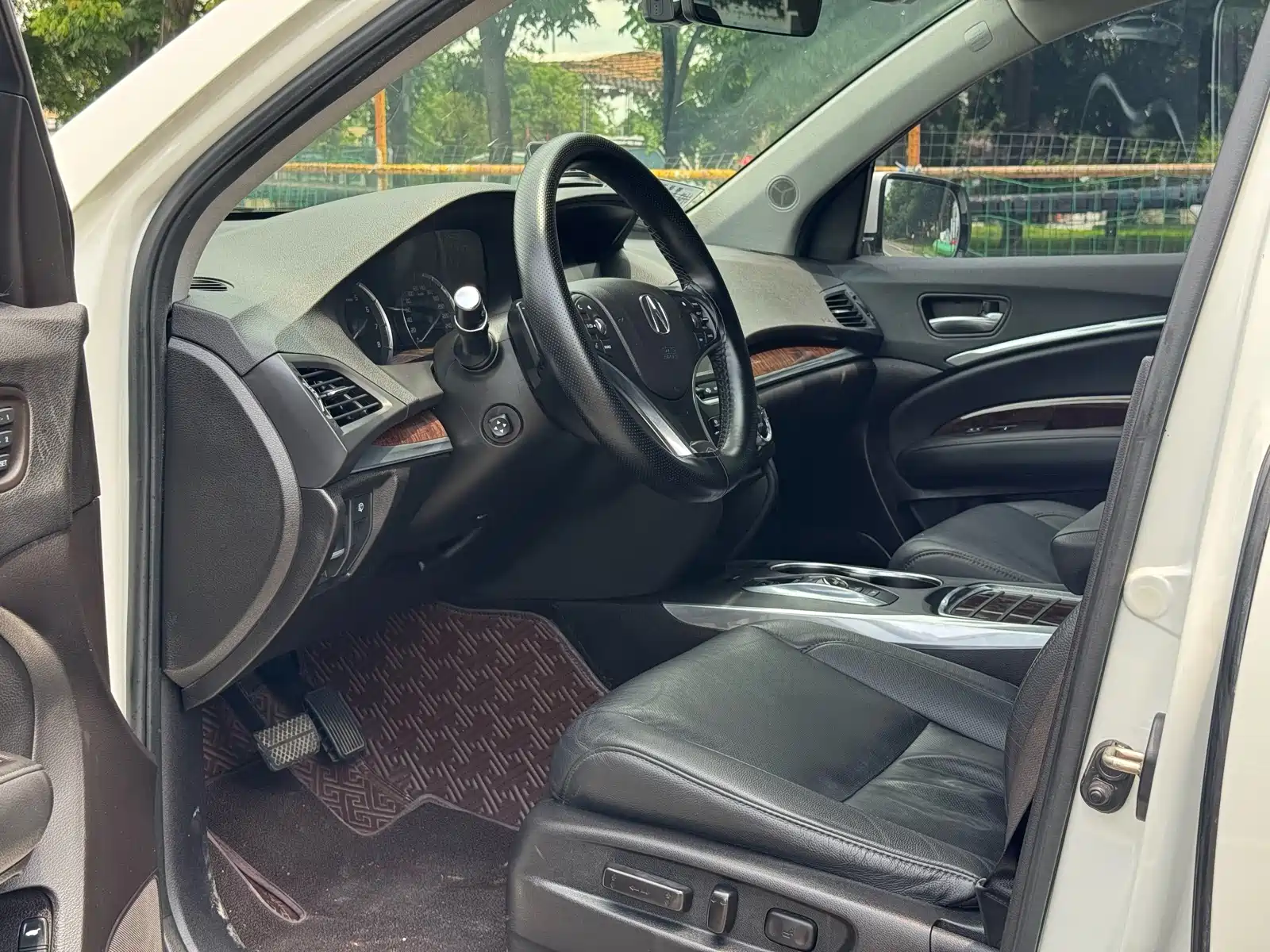 صورة 4 - Acura MDX