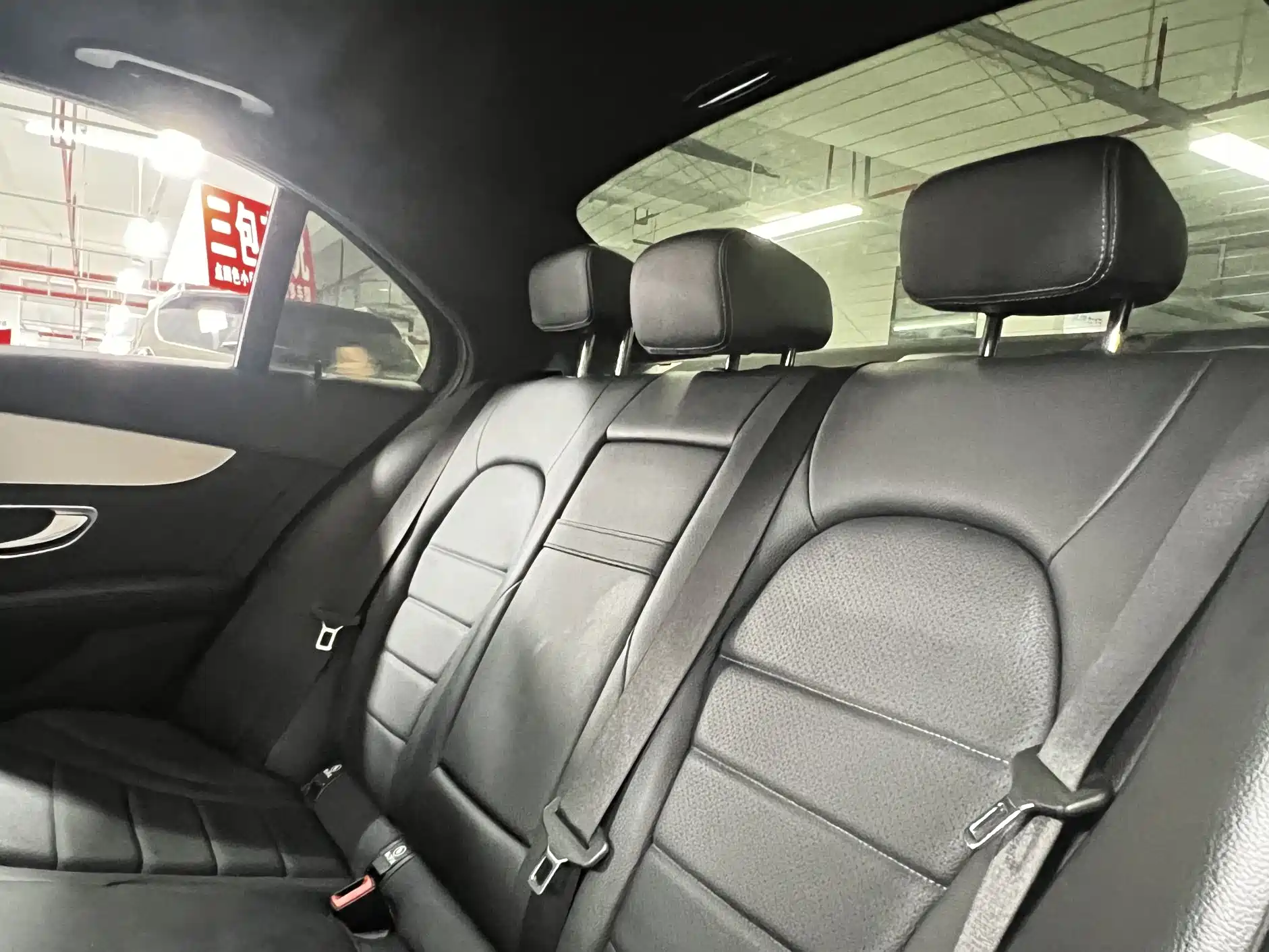 Фото 8 - Mercedes-Benz C-Class