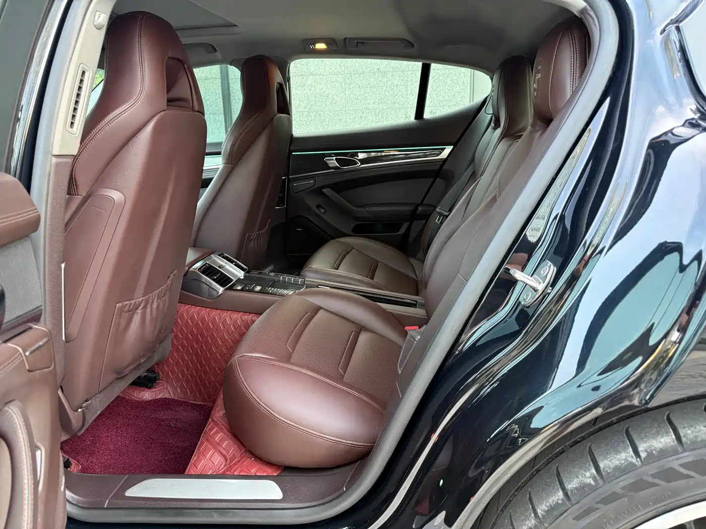 Porsche Panamera 2010 Panamera 4 3.6L фото 7