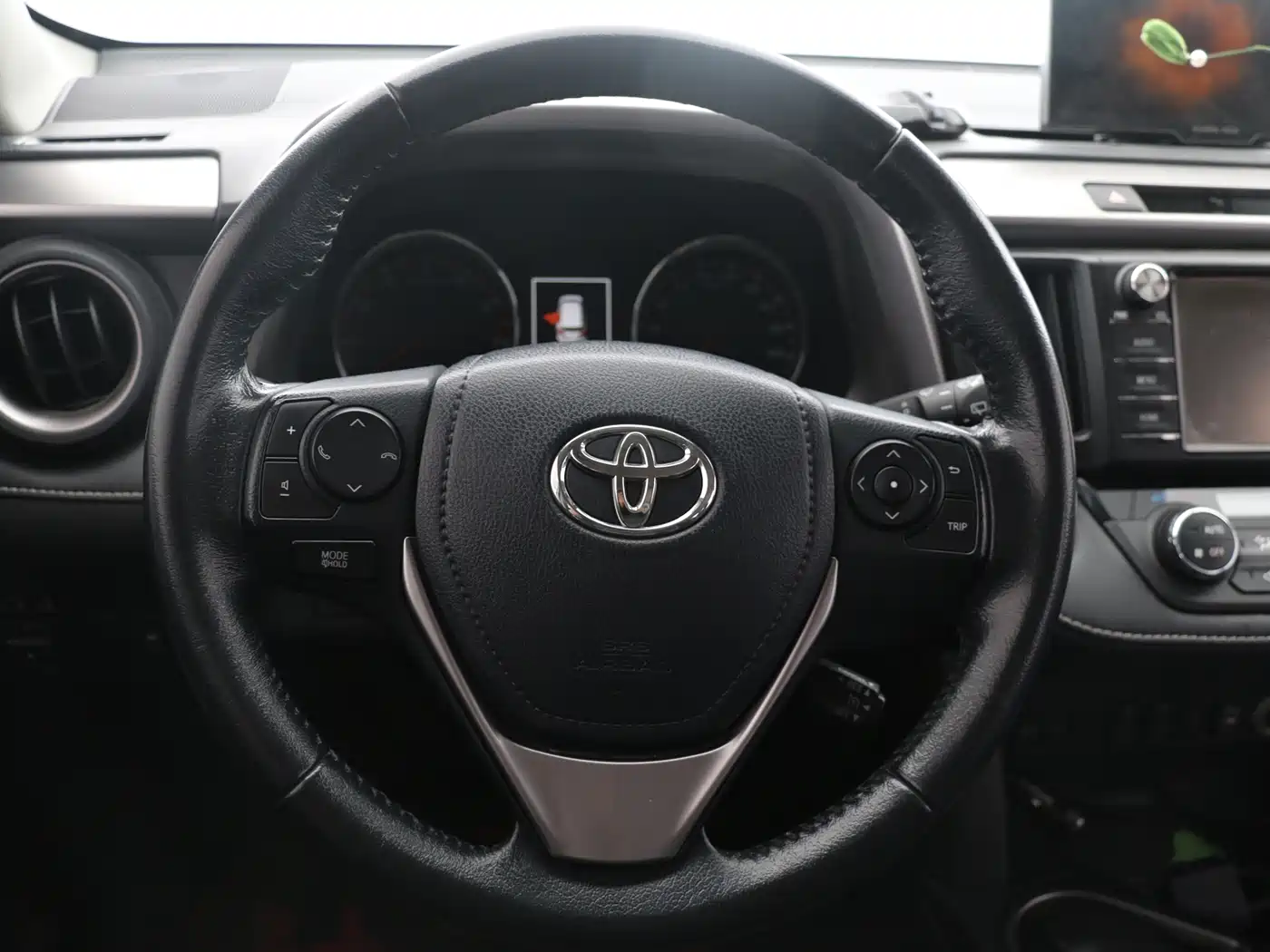 Toyota RAV4 Rongfang 2016 2.0L CVT 2WD Smart (China V) фото 12