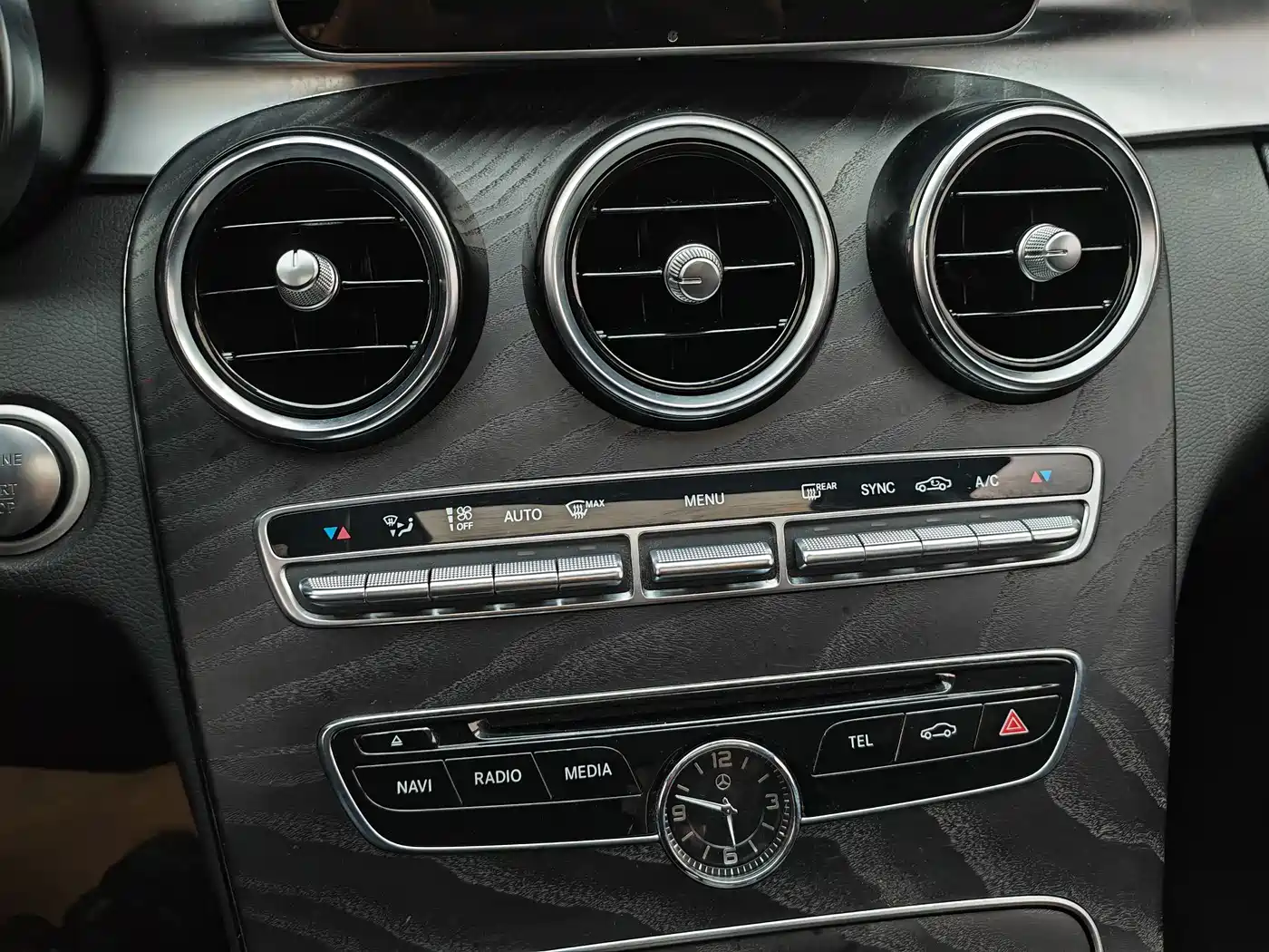 Mercedes-Benz C-Class 2017 Facelift C 180 L Fashion Sport Edition фото 14