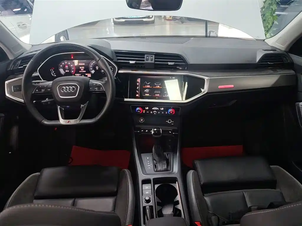 Audi Q3 Sportback 2020 40 TFSI Fashion фото 10